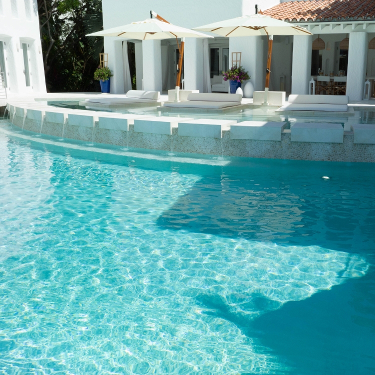 Inviting pool with sparkling water, providing the perfect spot for relaxation and recreation